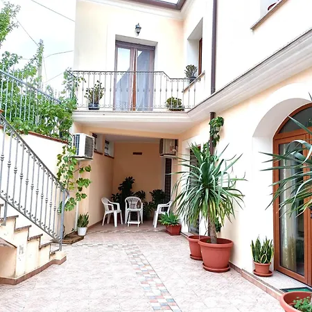 Giarranas House - Apartment With Coutyard Villacidro Exterior foto
