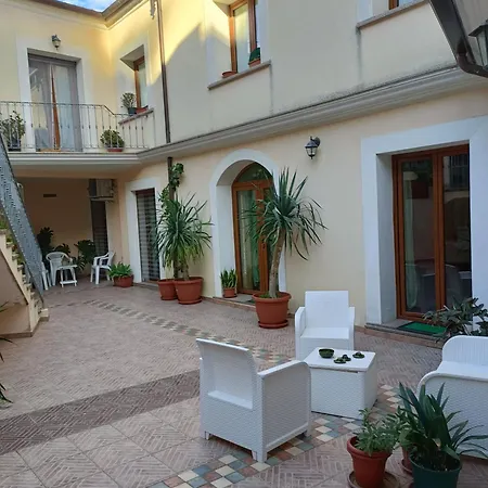 Giarranas House - Apartment With Coutyard Villacidro Exterior foto