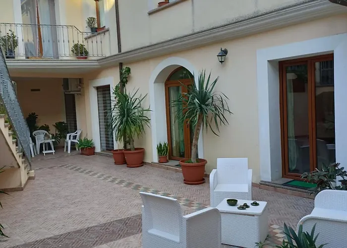 Giarranas House - Apartment With Coutyard