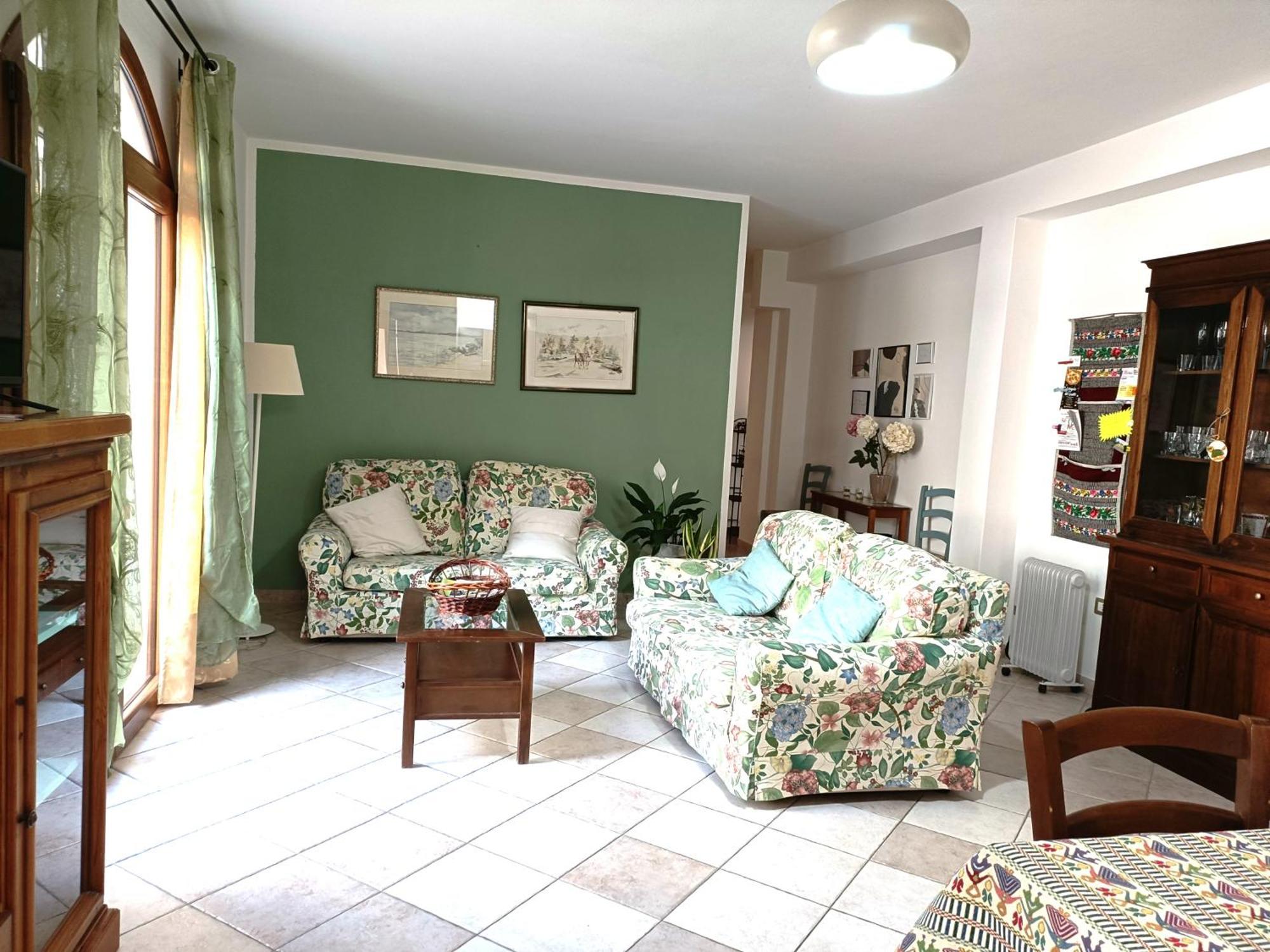 Giarranas House - With Coutyard